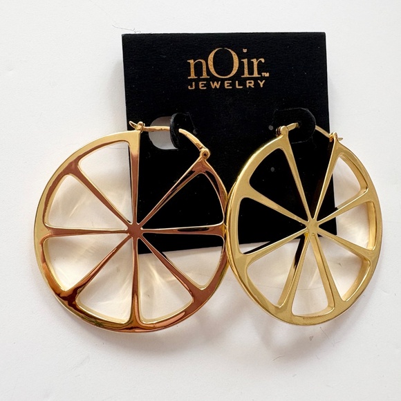 Noir NYC gold plated lemon slice earrings - Picture 2 of 5